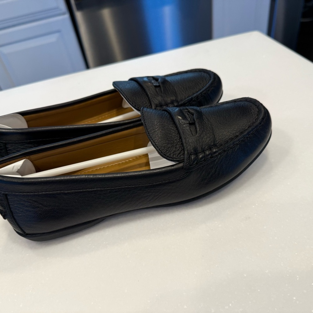 Coach Women’s Black Penny Loafers Pebble Grain Leather 6.5B NEW in BOX - Picture 7 of 9